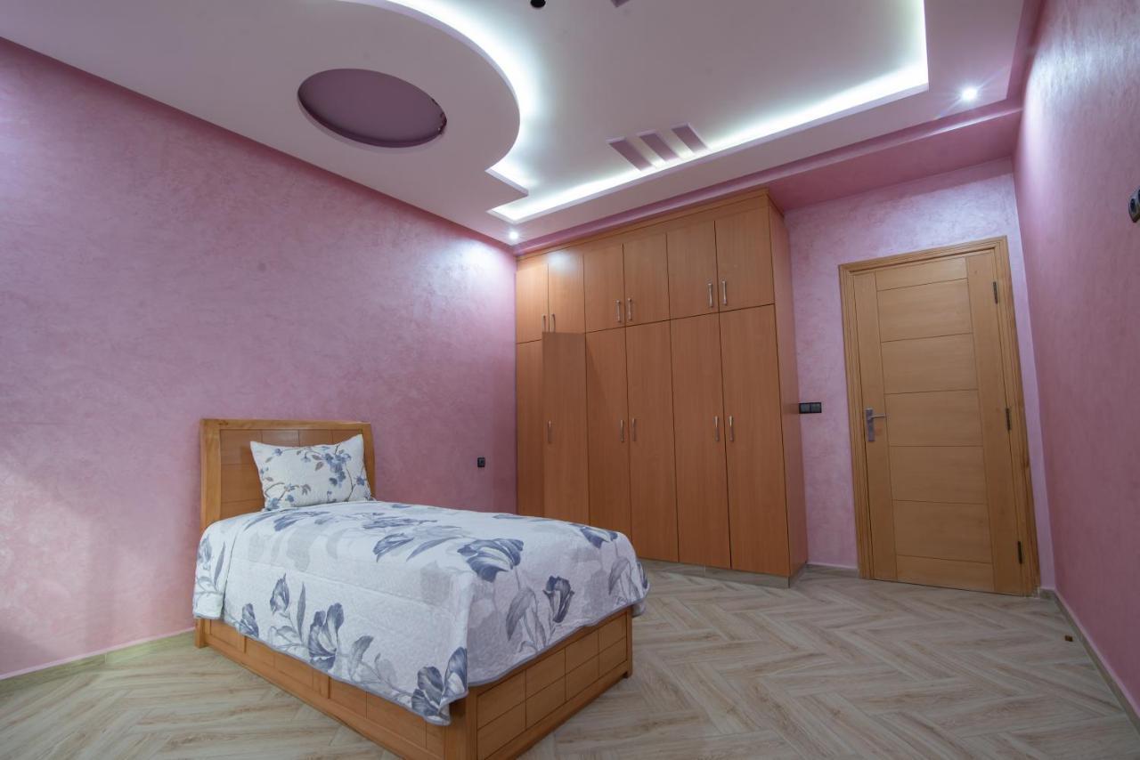Adam'S Apartments,Self Checkin 6 Mins To Beach Downtown Fiber Optic Wifi Free Parking Same Rules As Hotels Агадир Экстерьер фото